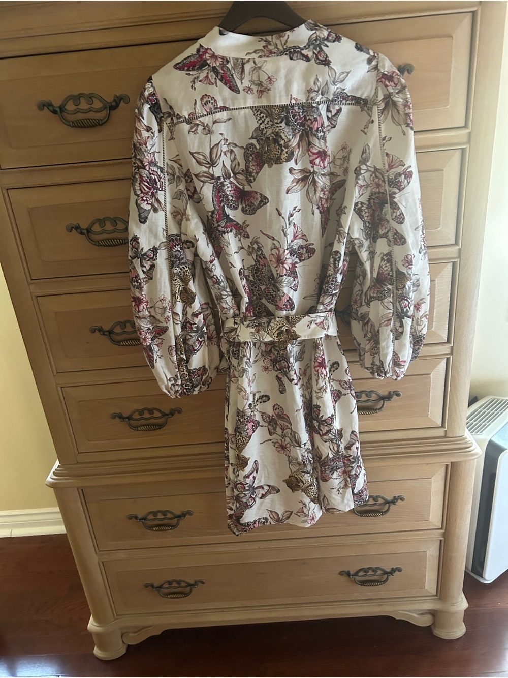 Button-Front Floral Tie-Waist Long Sleeve Dress in Ivory and Pink